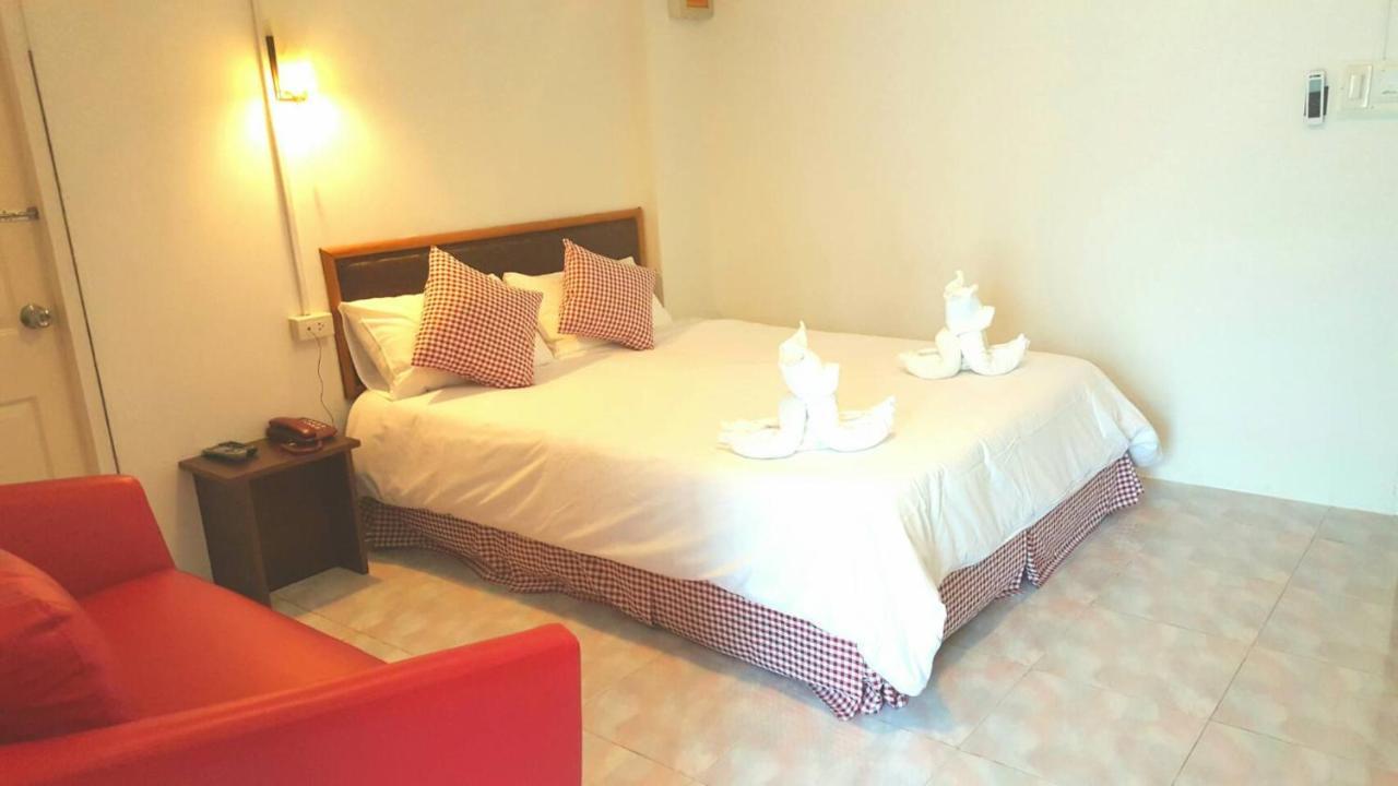 Hotel De Ratt Phuket Exterior photo